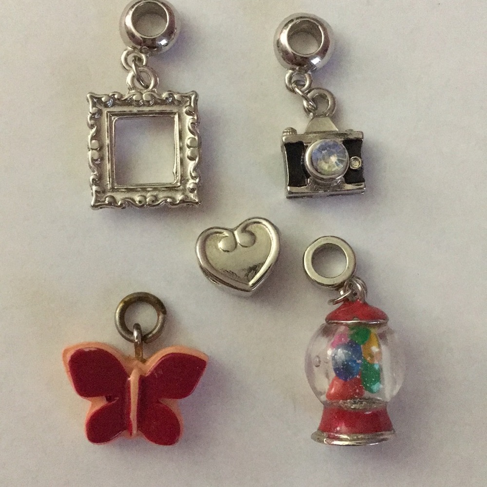 5 charms
